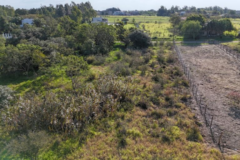 En venta terreno en Surubi’i