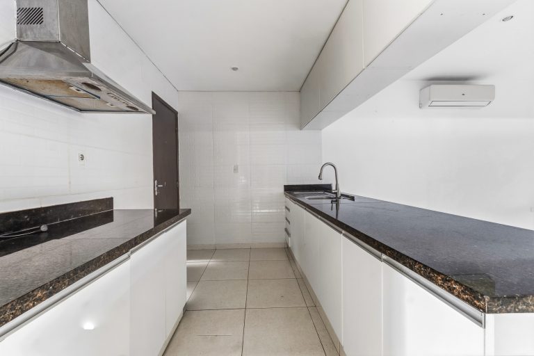 Duplex con piscina en Jardín de Oro – Luque