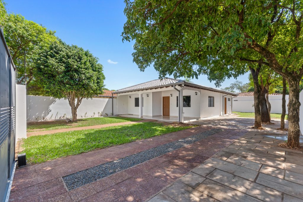 En venta casa en San Lorenzo