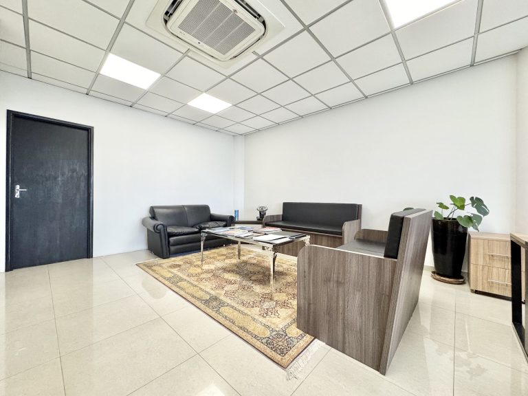 Oficina en venta – Edificio Sky Center – Av. San Martín