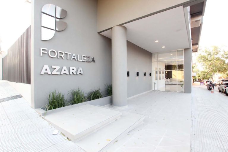 En venta departamento en Edif. Fortaleza Azara