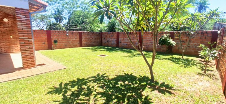 Casa en venta en Marambure – Luque