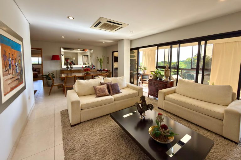 EN VENTA – Exclusivo Departamento – Barrio Mburucuyá