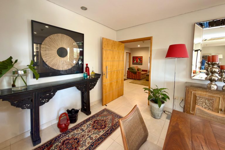 EN VENTA – Exclusivo Departamento – Barrio Mburucuyá