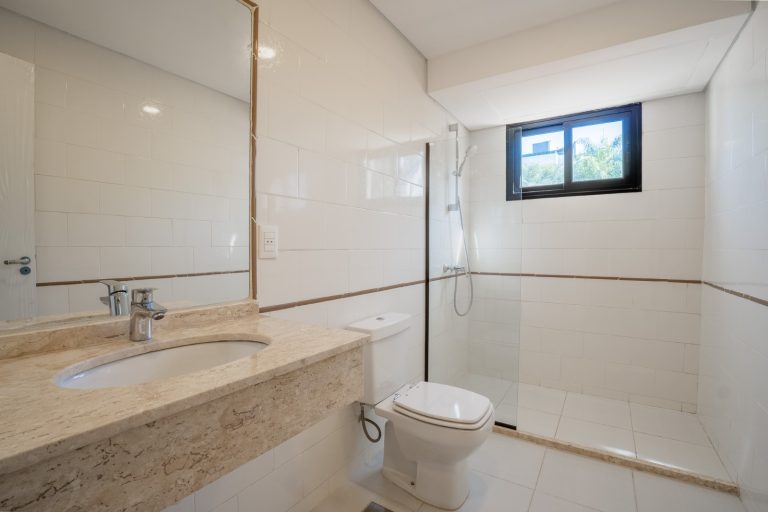 En Venta Dpto. En Condominio Moravia
