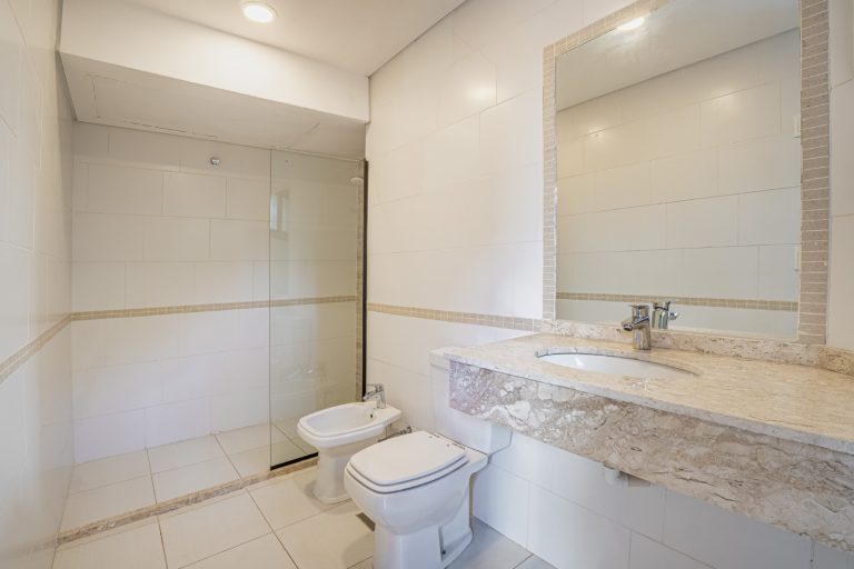 En Venta Dpto. En Condominio Moravia