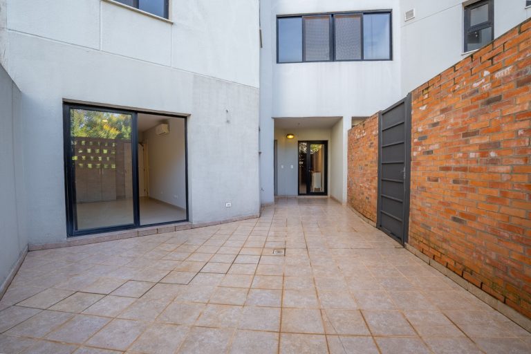 En Venta Dpto. En Condominio Moravia