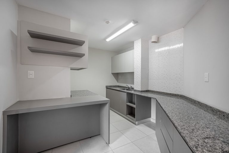 En Venta Dpto. En Condominio Moravia