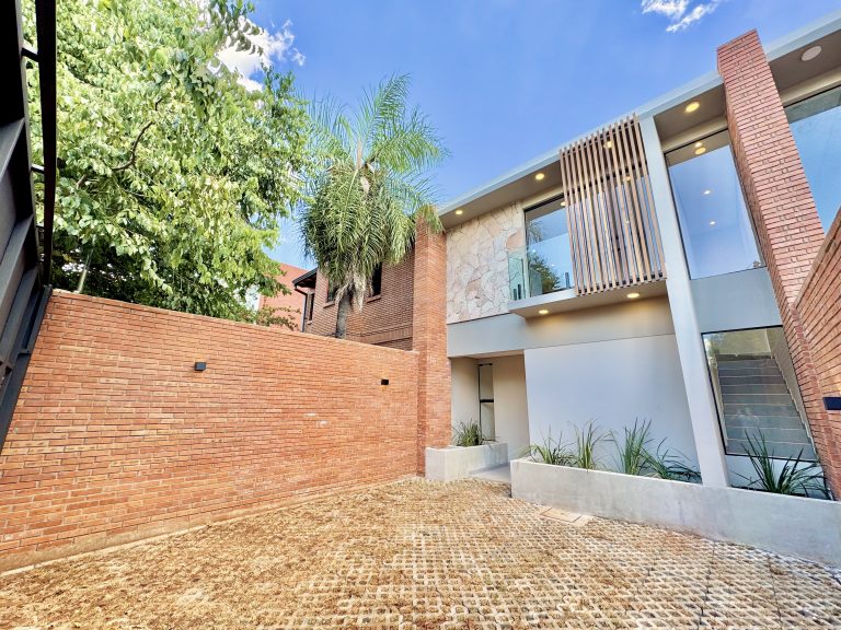 En venta duplex a estrenar en Luque – Zona Conmebol