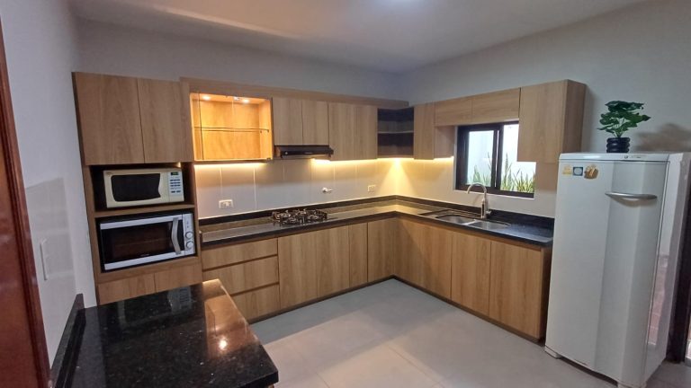 CASA EN VENTA -SAN VICENTE-SOBRE AV.GRAL SANTOS